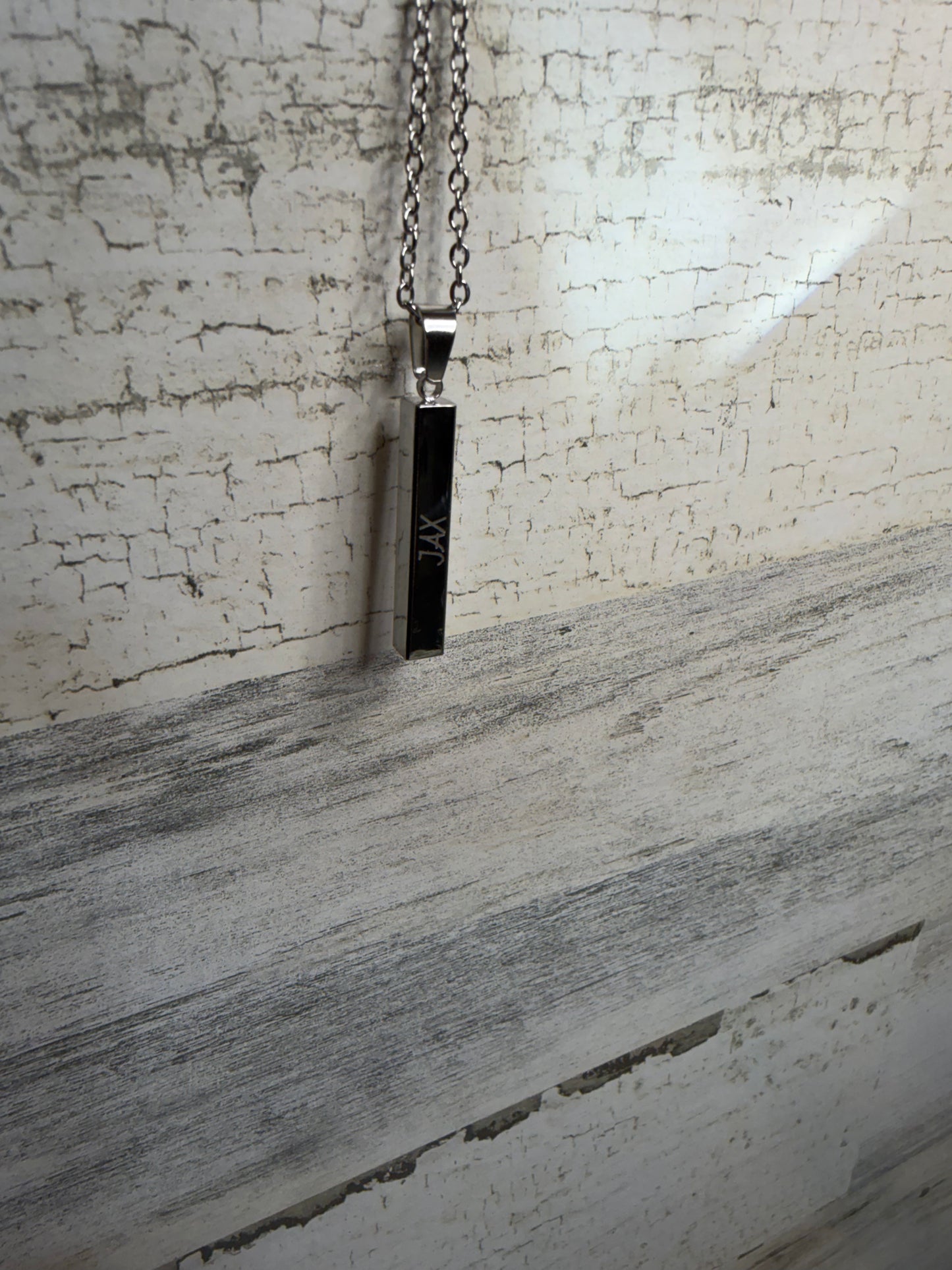Rectangle pendant w/necklace